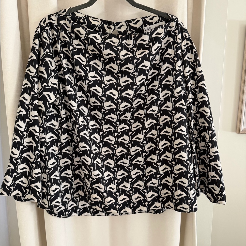 Zara Black & White Abstract Print Blouse